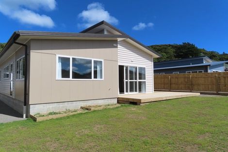 Photo of property in 108a Wellington Road, Wainuiomata, Lower Hutt, 5014