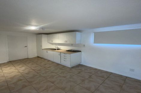 Photo of property in 2 Glenmore Road, Sunnyhills, Auckland, 2010