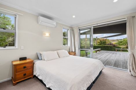 Photo of property in 83 Dalmore Way, Acacia Bay, Taupo, 3385