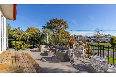 Photo of property in 249 Fifield Terrace, Opawa, Christchurch, 8023