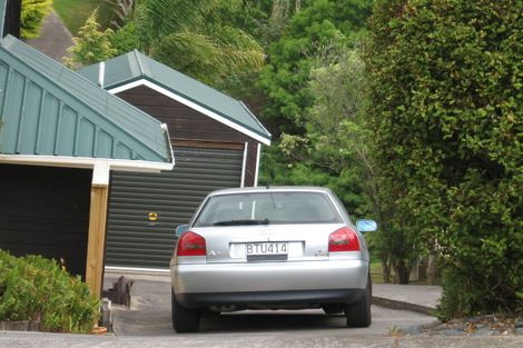 Photo of property in 2/38 Heathcote Road, Castor Bay, Auckland, 0620