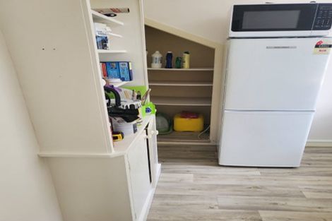 Photo of property in 21 Crawford Road, Kilbirnie, Wellington, 6022