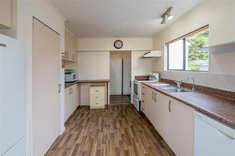 Photo of property in 80b Elizabeth Street, Waikanae, 5036
