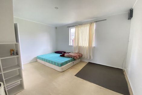 Photo of property in 2/14 Downing Street, Glenfield, Auckland, 0629