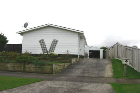 Photo of property in 6 Cargill Grove, Kelvin Grove, Palmerston North, 4414