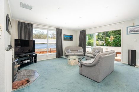 Photo of property in 8 Boscobel Lane, Tawa, Wellington, 5028