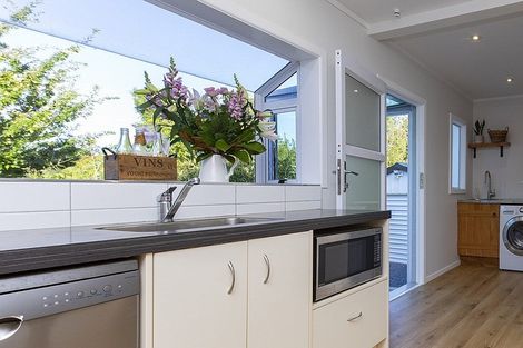 Photo of property in 4 Bethells Road, Waitakere, Auckland, 0816