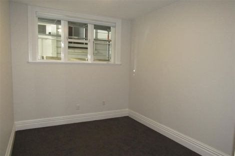 Photo of property in 67 Hawker Street, Mount Victoria, Wellington, 6011