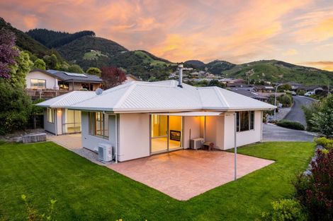 Photo of property in 7 Farleigh Street, Atawhai, Nelson, 7010