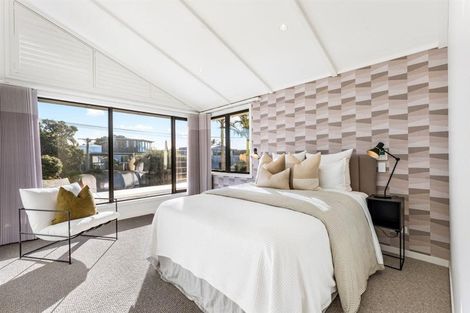 Photo of property in 23 Muritai Road, Milford, Auckland, 0620