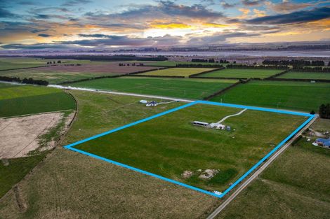 Photo of property in 1260 Thongcaster Road, Burnt Hill, 7495