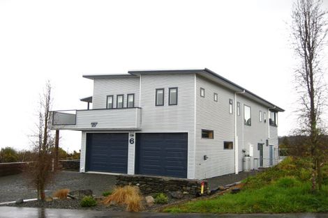 Photo of property in 6 Ranui Place, Moana, 7872