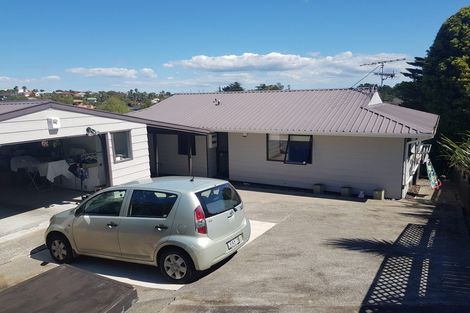 Photo of property in 25b Shakespear Road, Army Bay, Whangaparaoa, 0930