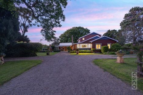 Photo of property in 218 Pomona Road, Kumeu, 0891