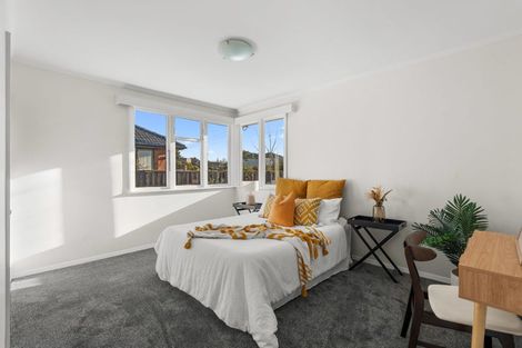 Photo of property in 5 Sealy Place, Bryndwr, Christchurch, 8053