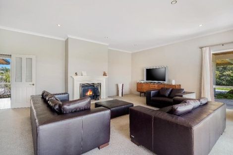 Photo of property in 124 Three Oaks Drive, Dairy Flat, Albany, 0794