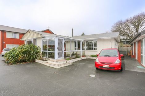 Photo of property in 126 Waimairi Road, Ilam, Christchurch, 8041