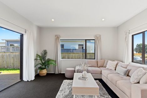 Photo of property in 46 Spinifex Street, Papamoa Beach, Papamoa, 3118