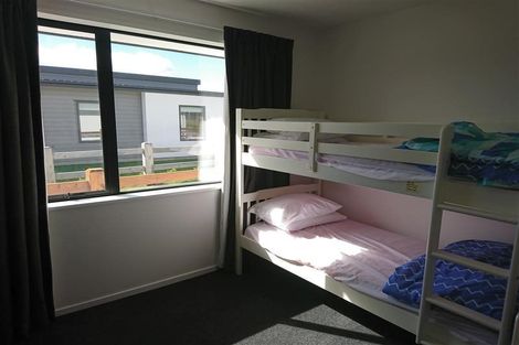 Photo of property in 40 Marbleleaf Lane, Albert Town, Wanaka, 9305