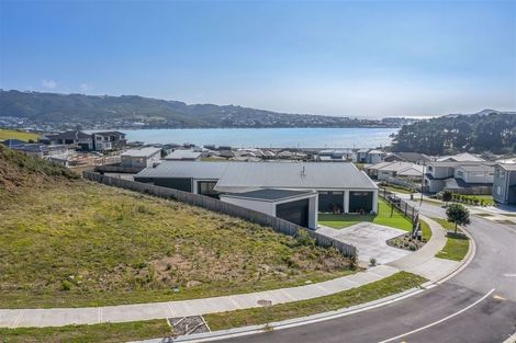 Photo of property in 35 Ken Douglas Drive, Aotea, Porirua, 5024
