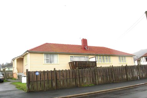 Photo of property in 20 Station Road, Sawyers Bay, Port Chalmers, 9023