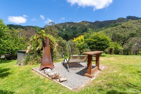 Photo of property in 1721a Akatarawa Road, Akatarawa Valley, Upper Hutt, 5372