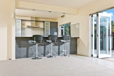 Photo of property in 14a The Avenue, Albany, Auckland, 0632