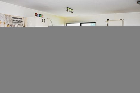 Photo of property in 37 Banks Street, Tolaga Bay, 4077