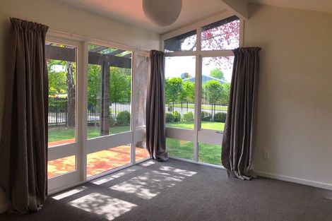 Photo of property in 21 Gunns Crescent, Cashmere, Christchurch, 8022
