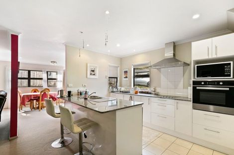 Photo of property in 86a Barrys Road, Glendene, Auckland, 0602