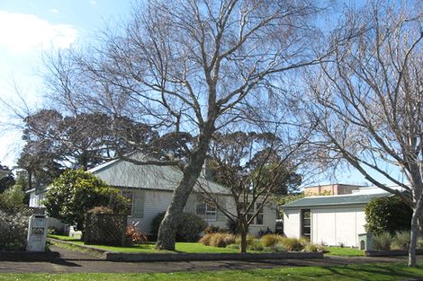 Photo of property in 29 Cornwall Street, Brooklands, New Plymouth, 4310