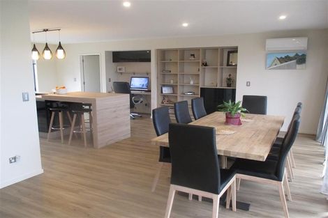 Photo of property in 16 David Buist Crescent, Halswell, Christchurch, 8025