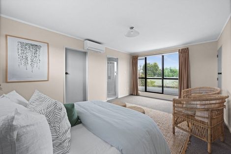 Photo of property in 27 Coventry Avenue, Tamatea, Napier, 4112