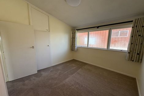 Photo of property in 575 East Coast Road, Browns Bay, Auckland, 0630