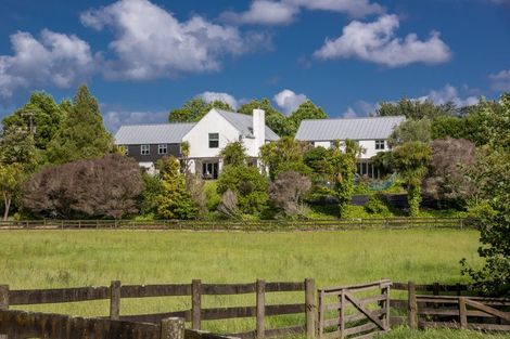 Photo of property in 102 Blackbridge Road, Dairy Flat, Albany, 0794