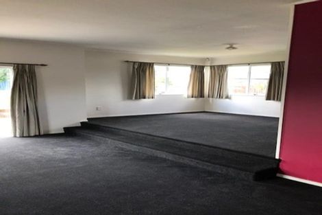 Photo of property in 33 Addison Drive, Glendene, Auckland, 0602