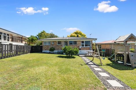 Photo of property in 47 Flynn Road, Hillcrest, Hamilton, 3216