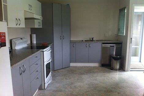 Photo of property in 22 The Terrace, Herald Island, Auckland, 0618