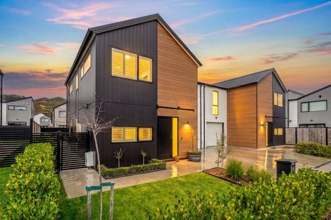 Photo of property in 7 Orongomai Street, Wallaceville, Upper Hutt, 5018