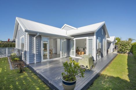 Photo of property in 328 Lakes Boulevard, Pyes Pa, Tauranga, 3112