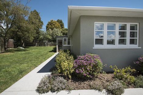 Photo of property in 4 Lynbert Road, Lynmore, Rotorua, 3010