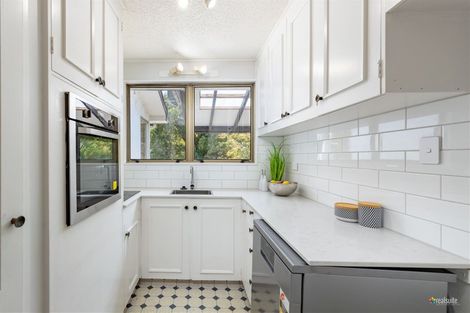 Photo of property in 32 Harbour View Road, Harbour View, Lower Hutt, 5010