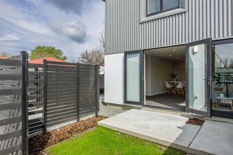 Photo of property in 4/32 Frederick Street, Waltham, Christchurch, 8011