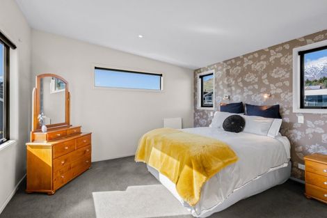 Photo of property in 4 Oregon Drive, Kelvin Heights, Queenstown, 9300