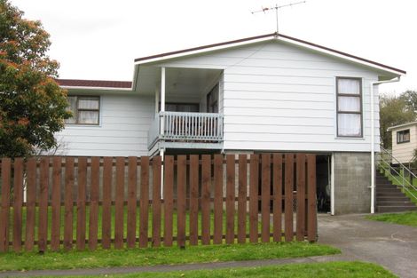 Photo of property in 5 Elgin Grove, Merrilands, New Plymouth, 4312