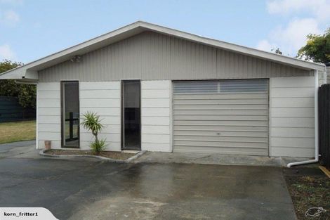 Photo of property in 18 Motuoapa Place, Kelvin Grove, Palmerston North, 4414
