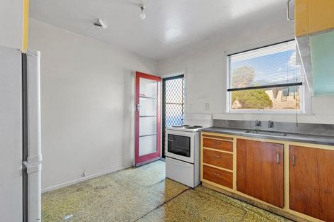 Photo of property in 2/98 Mathesons Road, Phillipstown, Christchurch, 8011