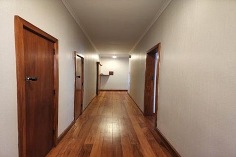 Photo of property in 8 Henui Street, Strandon, New Plymouth, 4312