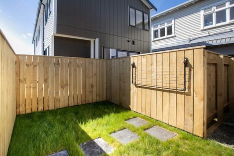Photo of property in 45a Ross Street, Kilbirnie, Wellington, 6022