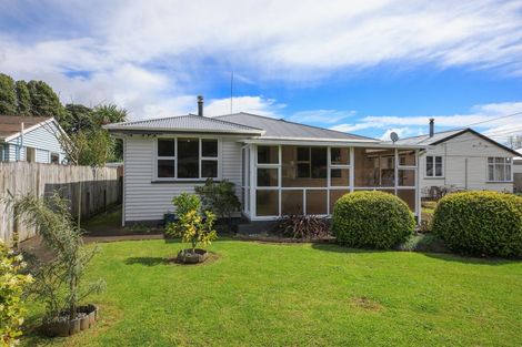 Photo of property in 209 Kuranui Street, Thames, 3500